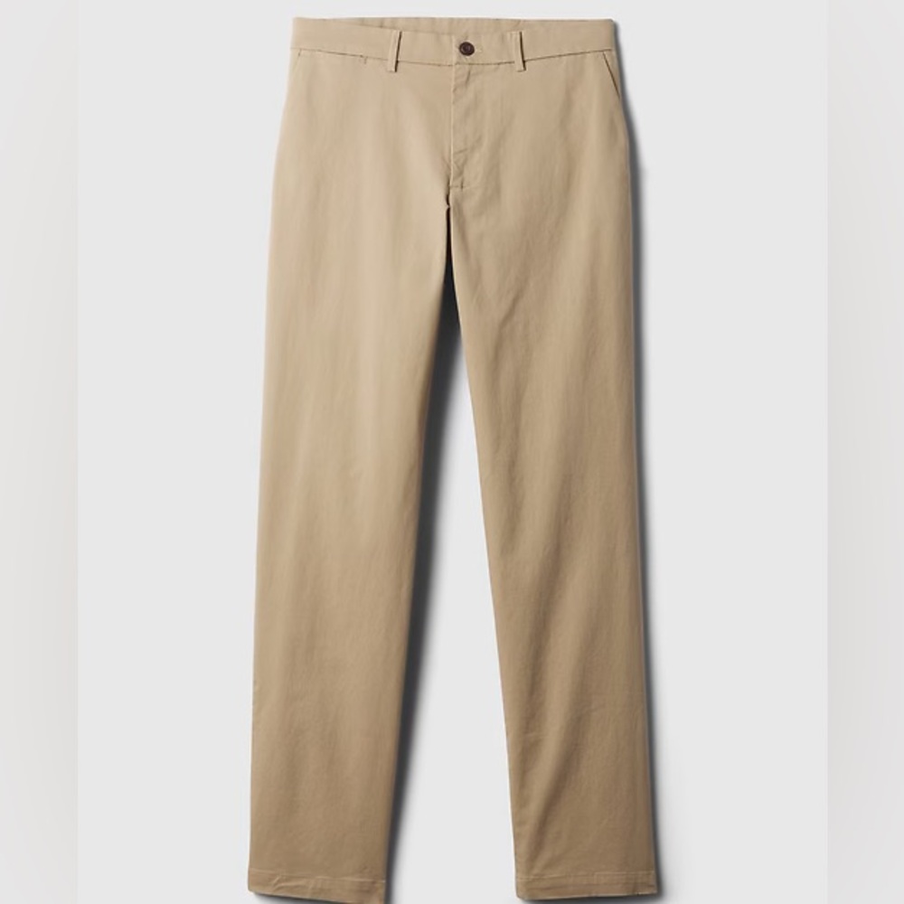 EUC Men’s Gap Relaxed Fit Khakis